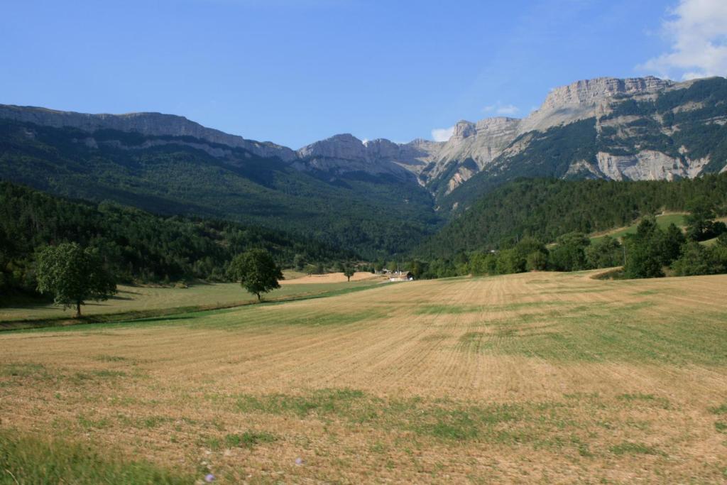 Ponet-et-Saint-Auban夏日美酒旅馆住宿加早餐旅馆 外观 照片